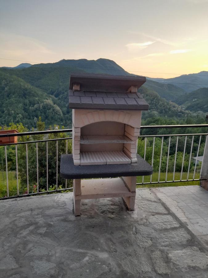 Вилла Agriturismo Merlotta Варезе-Лигуре Экстерьер фото
